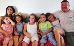 OrAkivaFamily-300x187